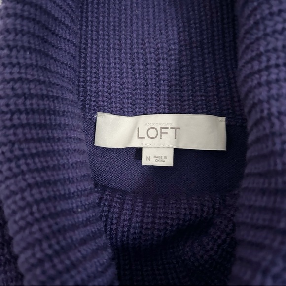Ann Taylor Loft Knit Cowl Neck Purple Sweater Medium - Picture 7 of 7